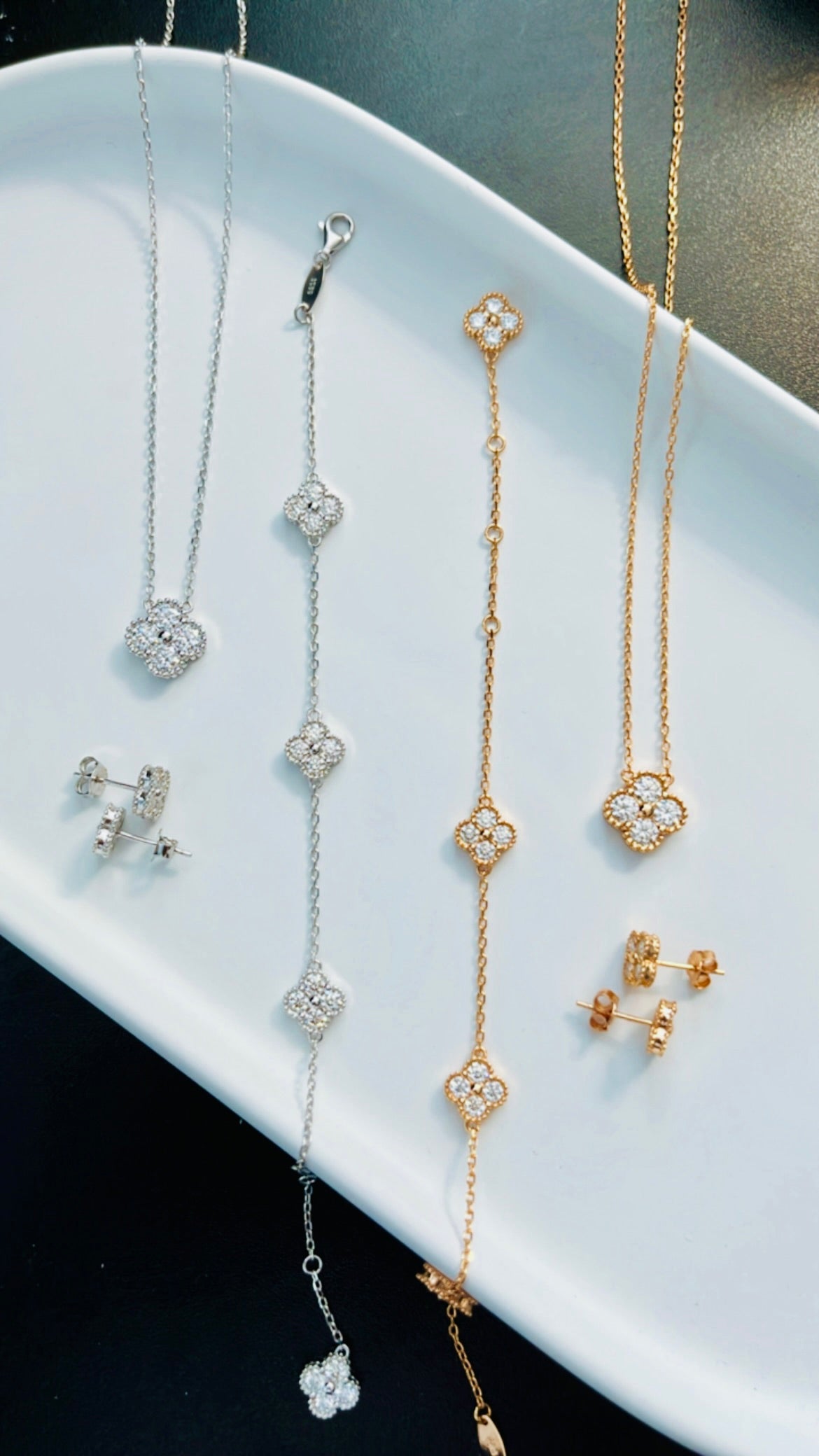 Clover Necklace