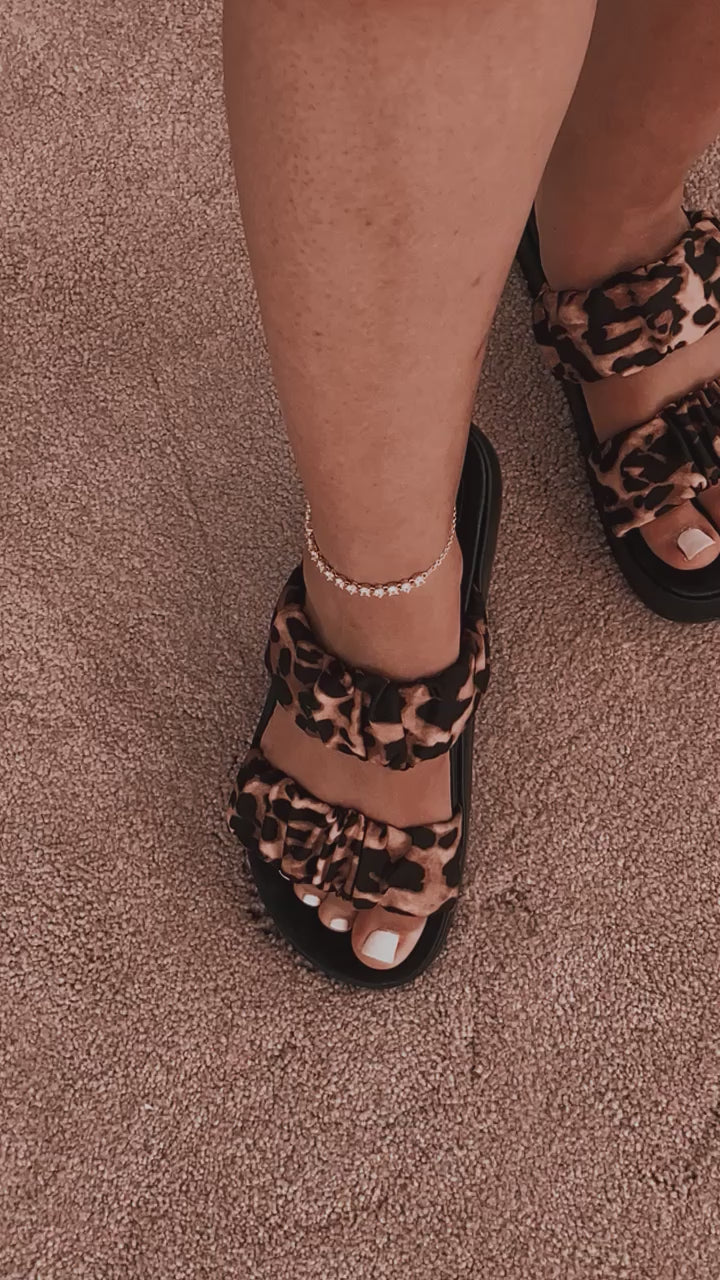 Classy Anklet